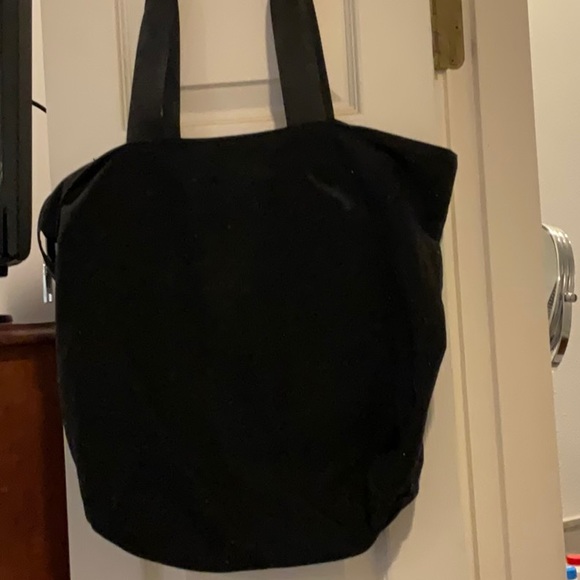 Karl Lagerfield tote - Picture 3 of 7